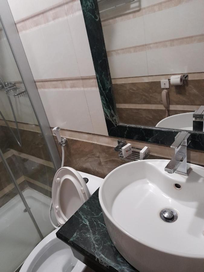 Rahnile Hotel Bahir Dar Bagian luar foto